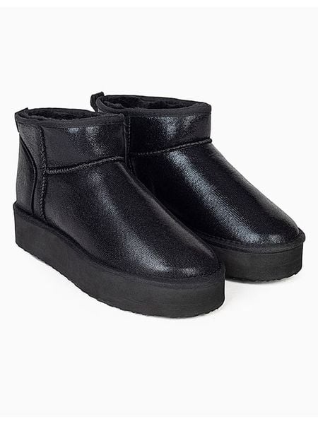 ISLAND BOOT Botki "Miley" w kolorze czarnym rozmiar: 39. Czarne botki damskie Island Boot, bez obcasa, bez zapięcia. Za 165.99 zł.