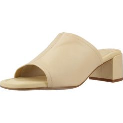 Buty UNISA KEFIR NTO Żółty. Żółte obuwie trekkingowe damskie Unisa, ze skóry, bez zapięcia. Za 463.99 zł.