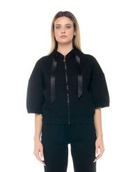 Leone Chic Boxing Bluza z kapturem i zamkiem błyskawicznym, z rękawem 3/4. Czarne bluzy damskie LEONE 1947 APPAREL, m, bez wzorów, z satyny, z kapturem. Za 105.21 zł.