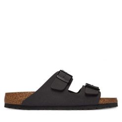Klapki Birkenstock. Szare klapki damskie Birkenstock, bez wzorów, bez obcasa, bez zapięcia. Za 399.99 zł.