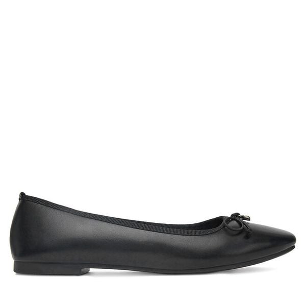 Baleriny DeeZee. Czarne balerinki damskie DeeZee, bez wzorów. Za 79.99 zł.