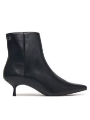 Tommy Jeans Botki Tjw Pointed Kitten Heel Boots EN0EN03172 Czarny. Czarne botki damskie Tommy Jeans, z jeansu, bez obcasa, na szpilce, bez zapięcia. Za 711.99 zł.