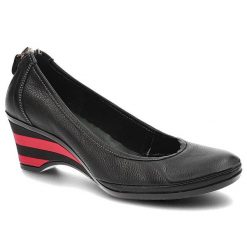 Czarne Półbuty Lemar Wygodne Skórzane Buty. Czarne czółenka damskie Lemar, z aplikacjami, ze skóry, bez obcasa, na koturnie. Za 179.00 zł.