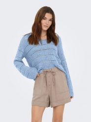 ONLY Sweter w kolorze błękitnym rozmiar: XS. Niebieskie swetry klasyczne damskie Only, xs, bez kołnierzyka. Za 82.99 zł.