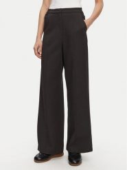 Patrizia Pepe Spodnie materiałowe 8P0696 A375 K103 Czarny Regular Fit. Czarne spodnie materiałowe damskie Patrizia Pepe, bez wzorów, z materiału. Za 529.99 zł.