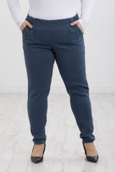 Klasyczne grafitowe spodnie Nita ze zwężoną nogawką PLUS SIZE XXL. Szare spodnie materiałowe damskie Nasi partnerzy, bez wzorów, z elastanu, krótkie. Za 159.90 zł.