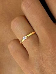 DIA DIAMONDS Pozłacany pierścionek z diamentami rozmiar: 54. Żółte pierścionki damskie DIA DIAMONDS, z diamentem, pozłacane. Za 157.35 zł.