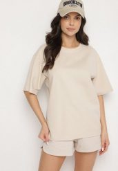 Jasnobeżowy Bawełniany Klasyczny T-shirt Merovira. Brązowe t-shirty damskie Born2be, bez wzorów, z bawełny, bez kołnierzyka. Za 54.99 zł.