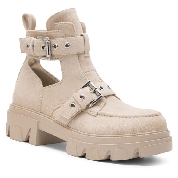 Botki DeeZee. Brązowe botki damskie DeeZee, bez obcasa, na płaskiej podeszwie, bez zapięcia. Za 84.99 zł.