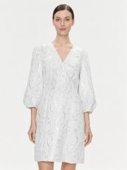 Bruuns Bazaar Sukienka koktajlowa Macluar BBW3661 Biały Regular Fit. Białe sukienki damskie Bruuns Bazaar, bez wzorów, z syntetyku, wizytowe, bez ramiączek. Za 439.99 zł.
