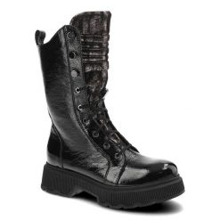 Trapery damskie Clasicco, naturalna skóra lakierowana z dodatkiem materiału filcowa wkładka ocieplane wnętrze, czarny, 2250-01AM-W2. Czarne trapery damskie Clasicco, na zimę, z lakierowanej skóry, bez zapięcia. Za 439.00 zł.