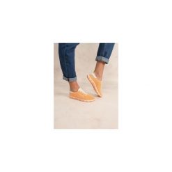 Buty sportowe damskie TBS Jazaria. Brązowe obuwie sportowe damskie TBS, bez zapięcia, trekkingowe. Za 413.00 zł.