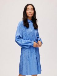 Selected Femme Sukienka koszulowa Blue 16088066 Niebieski Regular Fit. Niebieskie sukienki damskie Selected Femme, bez wzorów, z wiskozy, bez ramiączek. Za 319.99 zł.