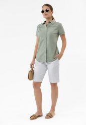 Spodenki z kantem P-KERRY. Białe szorty damskie Volcano, bez wzorów, z materiału. Za 159.99 zł.