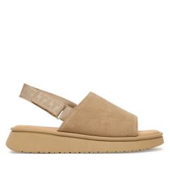 Sandały Tamaris. Brązowe sandały damskie Tamaris, bez wzorów, bez obcasa, na płaskiej podeszwie, bez zapięcia. Za 369.99 zł.