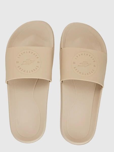 Klapki damskie 4F 4FRSS26FSLIF061. Brązowe klapki damskie 4F, bez wzorów, z gumy, bez obcasa, bez zapięcia. Za 59.99 zł.