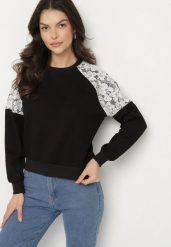 Czarna Bluza z Bawełną Ozdobiona Koronką Elanorea. Czarne bluzy damskie Born2be, l, z aplikacjami, z bawełny, bez kaptura. Za 64.99 zł.