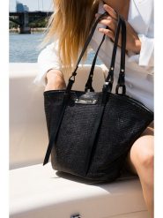 Maison héritage PARIS Shopper bag "Lumi" w kolorze czarnym - 30 x 29 x 11 cm rozmiar: onesize. Czarne shopper bag maison héritage PARIS, bez wzorów, z materiału, na ramię, bez dodatków. Za 354.94 zł.