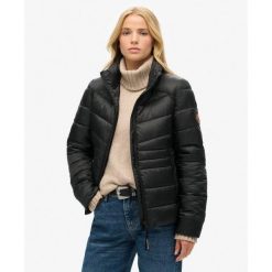 Kurtka pikowana Fuji Quilt od SUPERDRY. Czarne kurtki damskie Superdry, bez wzorów, bez kaptura. W wyprzedaży za 470.35 zł.