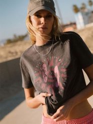 4F T-shirt loose z nadrukiem damski - czarny M. Czarne koszulki sportowe damskie 4F, m, bez wzorów, z bawełny, bez ramiączek. W wyprzedaży za 69.99 zł.