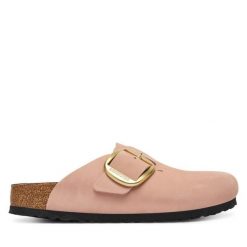 Klapki Birkenstock. Czerwone klapki damskie Birkenstock, bez wzorów, bez obcasa, bez zapięcia. Za 719.99 zł.
