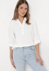 Biała Bluzka z Tkaniny Plumeti z Guzikami Irlena. Białe bluzki damskie Born2be, l, bez wzorów, z tkaniny, bez kołnierzyka, bez ramiączek. Za 59.99 zł.
