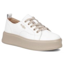 Skórzane półbuty sneakersy na platformie białe Filippo DP6122. Białe półbuty damskie Filippo, bez wzorów, ze skóry, bez obcasa, na platformie, bez zapięcia. Za 199.99 zł.