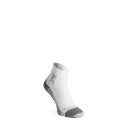 Skarpety do biegania damskie X-Socks Run Discover Ankle. Białe skarpetki damskie X Socks, bez wzorów. Za 74.99 zł.