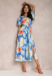 Niebieska Sukienka Rhodassa. Niebieskie sukienki damskie Renee, bez wzorów, z materiału, eleganckie, bez ramiączek. W wyprzedaży za 111.99 zł.
