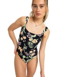 Jednoczęściowy strój kąpielowy dla Kobiety PT BEACH CLASSICS Czarny. Czarne stroje jednoczęściowe Roxy, bez wzorów, z elastanu. Za 319.99 zł.