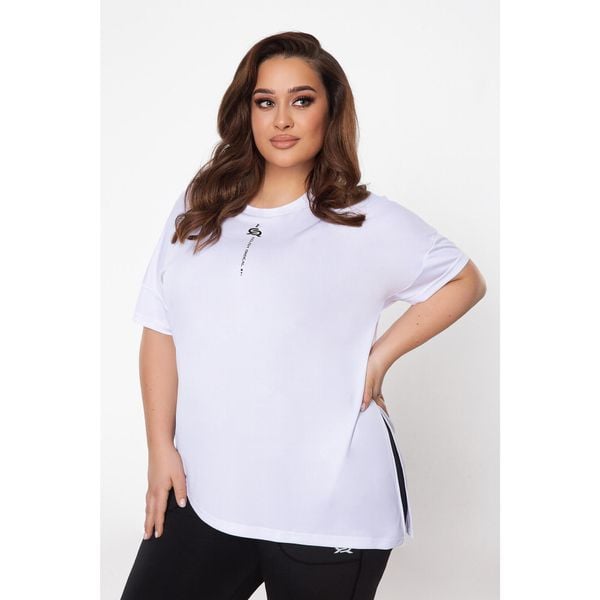 Koszulka fitness damska Rough Radical Kip Plus size. Białe bluzki damskie ROUGH RADICAL, plus size, bez wzorów, bez kołnierzyka, bez ramiączek. Za 109.00 zł.