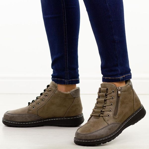 Khaki botki damskie Potocki 90347. Brązowe botki damskie POTOCKI, na jesień, z jeansu, eleganckie, z okrągłym noskiem, bez obcasa, na płaskiej podeszwie, bez zapięcia. Za 169.00 zł.