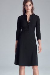 Czarna Casualowa Skromna Sukienka Zapinana na Napki. Czarne sukienki damskie Nife, bez wzorów, z elastanu, wizytowe, bez ramiączek. Za 247.90 zł.
