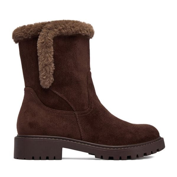 Botki Clara Barson. Brązowe botki damskie Clara Barson, bez obcasa, na płaskiej podeszwie, bez zapięcia. Za 179.99 zł.