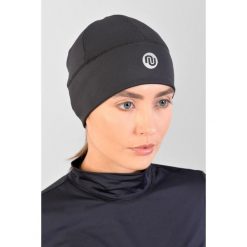 Czapka krótka ocieplana do biegania Unisex Nessi Sportswear. Czarne czapki damskie NESSI SPORTSWEAR, bez wzorów. Za 139.00 zł.
