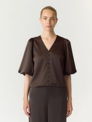 YAS Bluzka w kolorze brązowym rozmiar: XS. Brązowe bluzki damskie YAS, xs, bez wzorów, bez kołnierzyka, bez ramiączek. Za 179.95 zł.