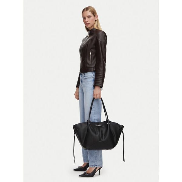 Torebka KARL LAGERFELD. Czarne shopper bag KARL LAGERFELD, bez dodatków. Za 849.99 zł.