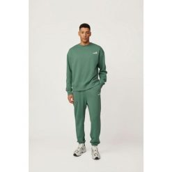 Bluza Kubota zielona unisex. Zielone bluzy damskie Kubota, s, bez wzorów, z bawełny, bez kaptura. Za 99.99 zł.