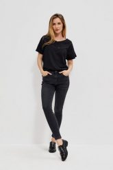 Jeansy skinny z przetarciami. Czarne jeansy damskie MOODO, bez wzorów, z bawełny. W wyprzedaży za 44.99 zł.