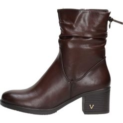 Brązowe botki damskie na obcasie Vinceza 10547 Cf. Brązowe botki damskie VINCEZA, na jesień, z polaru, eleganckie, z okrągłym noskiem, bez obcasa, na obcasie, bez zapięcia. Za 209.00 zł.