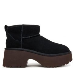 Śniegowce Ugg. Czarne śniegowce damskie Ugg. Za 839.99 zł.