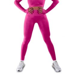 Techniczne legginsy z efektem push-up i idealną sylwetką. Czerwone legginsy damskie R-EVENGE, s, bez wzorów, z elastanu. Za 285.90 zł.