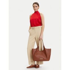 Torebka LOVE MOSCHINO. Brązowe torebki klasyczne damskie Love Moschino, bez dodatków. Za 1,049.00 zł.