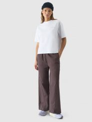 4F Spodnie casual z szerokimi nogawkami damskie - brązowe XS. Brązowe spodnie materiałowe damskie 4F, bez wzorów, z bawełny. Za 59.99 zł.
