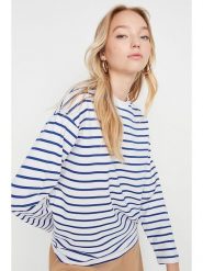 Trendyol Bluza w kolorze biało-niebieskim rozmiar: S. Białe bluzy damskie Trendyol, s, bez wzorów, bez kaptura. Za 57.06 zł.
