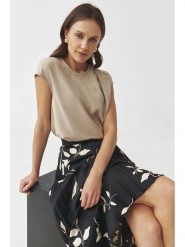 TATUUM Bluzka w kolorze beżowym rozmiar: 42. Brązowe bluzki damskie TATUUM, bez wzorów, z wiskozy, bez kołnierzyka, bez ramiączek. Za 148.45 zł.