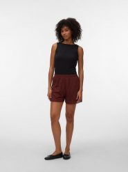 Vero Moda Szorty w kolorze brązowym rozmiar: XL. Brązowe szorty damskie Vero Moda, bez wzorów. Za 65.54 zł.
