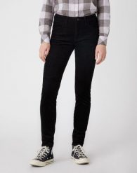 DAMSKIE SPODNIE MATERIAŁOWE WRANGLER SKINNY W28KWL100 112128354. Rurki damskie Wrangler, bez wzorów, z materiału. Za 189.99 zł.