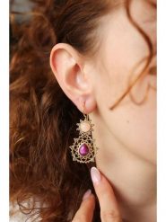 Pierres delicates Pozłacane kolczyki z agatem i kwarcem rozmiar: onesize. Różowe kolczyki damskie Pierres delicates, z agatem, pozłacane, z zapięciem typu bigiel. Za 65.95 zł.