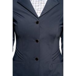 Damska kurtka konkursowa Flags&Cup Victoria. Czarne kurtki damskie FLAGS&CUP, bez wzorów, z elastanu, bez kaptura. Za 776.00 zł.